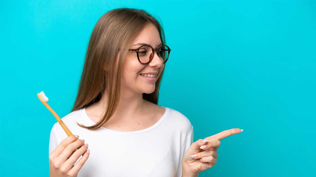 How to Choose the Right Toothpaste for Your Dental Needs