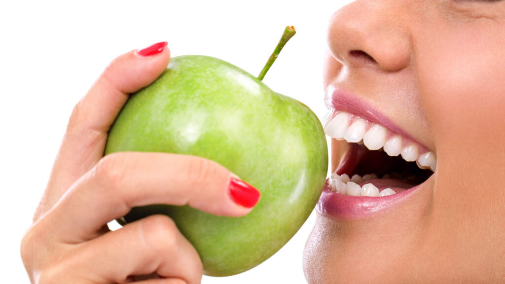 What Foods Restore Teeth?

