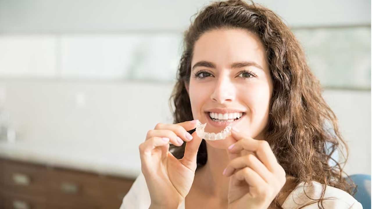 What is Orthodontic Wax? How Does it Work?