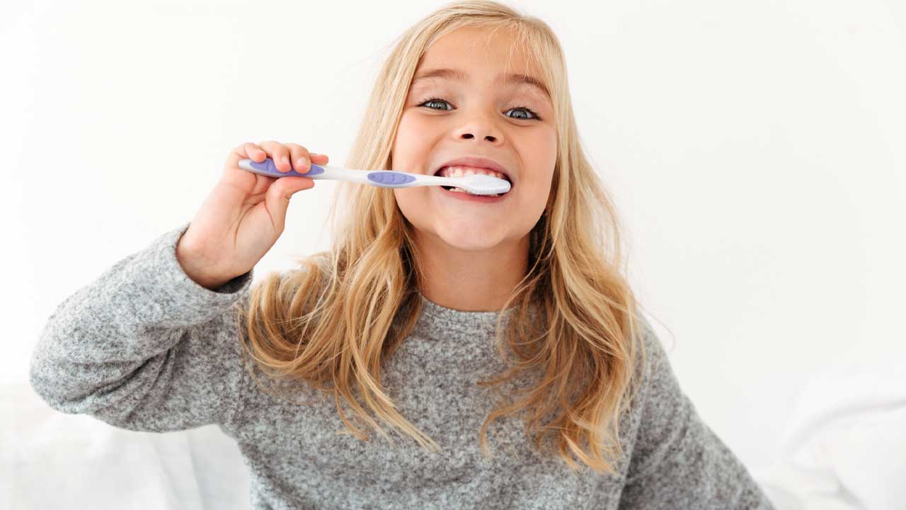 The Consequences of Not Flossing: A Dentist’s Perspective